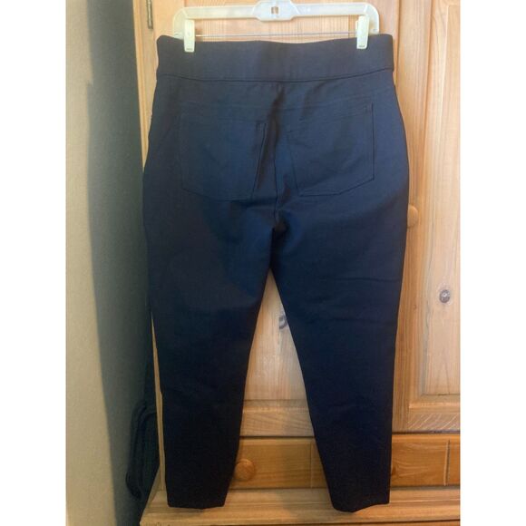 Spanx | Black Ankle Skinny Stretch Shapewear Pants | 1X - Picture 4 of 4